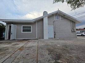 1131 S N St in Lake Worth Beach, FL - Building Photo