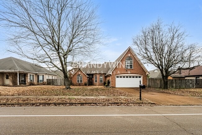 property at 1533 Siskin Dr