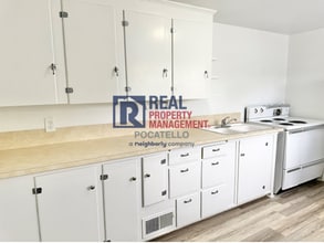 410 W Maple St in Pocatello, ID - Building Photo - Building Photo