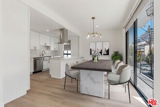 9191 Charleville Blvd in Beverly Hills, CA - Building Photo - Building Photo