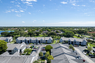 Coral Club At The Hammocks in Miami, FL - Foto de edificio - Building Photo