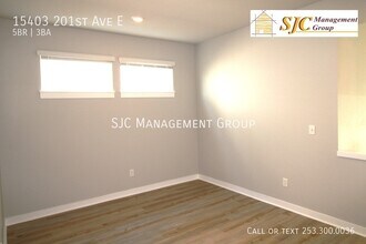 15403 201st Ave E in Bonney Lake, WA - Building Photo - Building Photo
