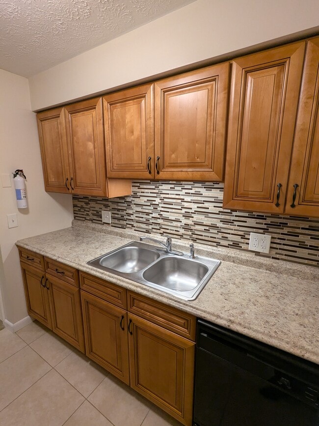 2207 Spring Park Rd, Unit 10