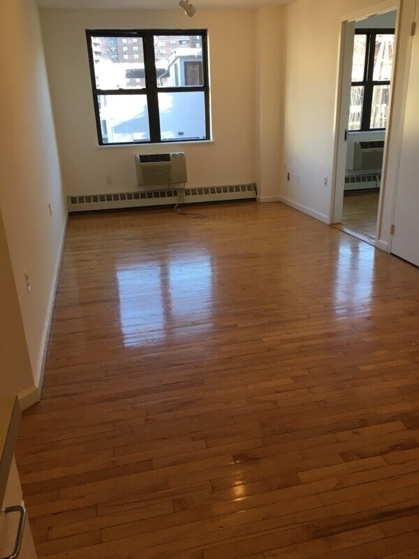 49 Ludlow St Apartments and Nearby New York Apartments For Rent New