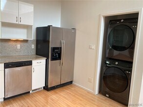 32 Tracy St in Buffalo, NY - Building Photo - Building Photo