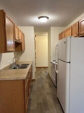 2730 Dupont Ave S in Minneapolis, MN - Building Photo - Interior Photo