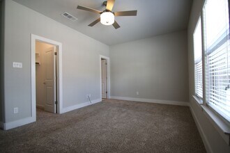 209 Stewart Bend Ct in Azle, TX - Building Photo - Building Photo