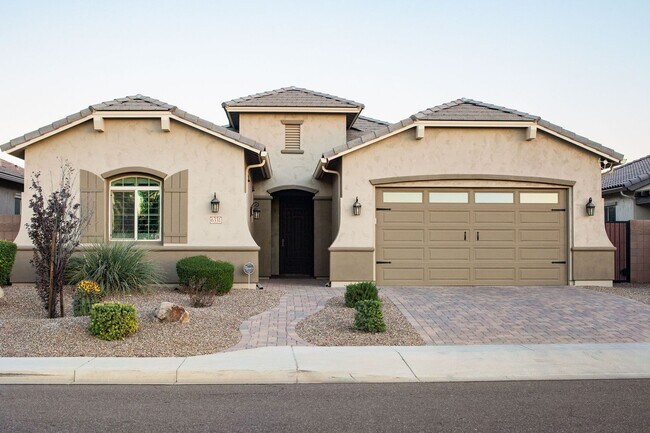 property at 6331 S Fresno St