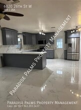 6820 26th St W in Bradenton, FL - Foto de edificio - Building Photo