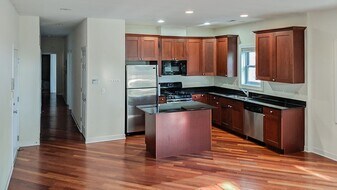 3114 N Racine Ave, Unit 3N in Chicago, IL - Building Photo