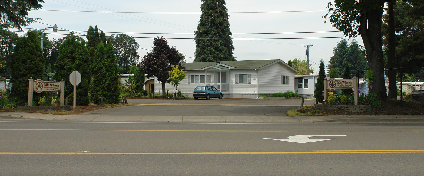 Parkside Mobile Home Community in Eugene, OR - Building Photo