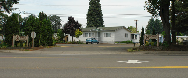 Parkside Mobile Home Community