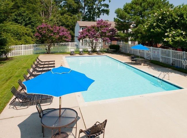 Trellis at Lee's Mill Apartments in Newport News, VA - Foto de edificio - Building Photo