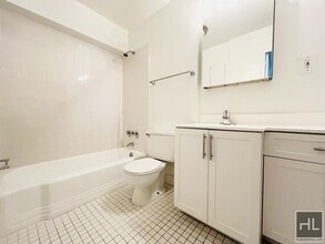 EAST 36 STREET in New York, NY - Building Photo - Building Photo