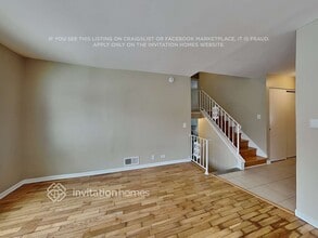 421 Spruce Dr in Schaumburg, IL - Building Photo - Building Photo