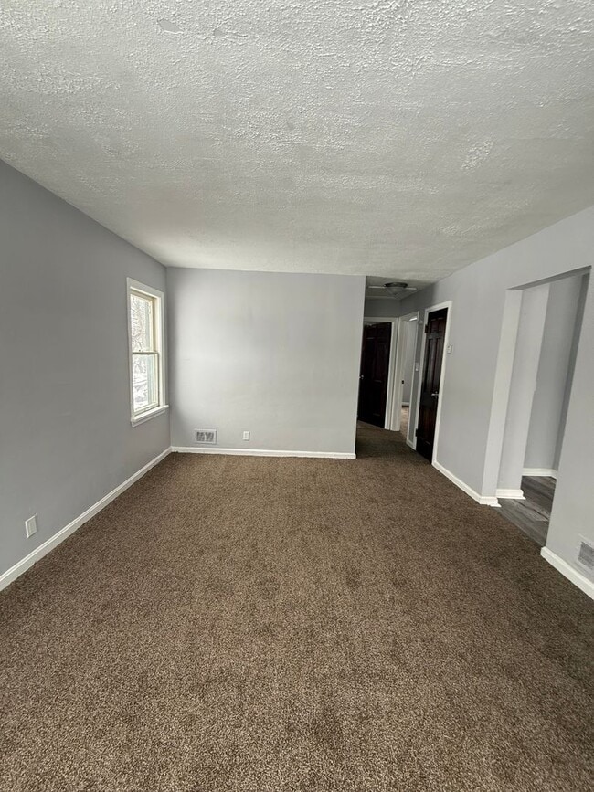 3926 E 149th St in Cleveland, OH - Building Photo - Building Photo