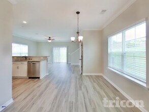 437 N Ivestor Ct in Inman, SC - Foto de edificio - Building Photo