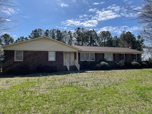 3542 Bethany Church Rd in Franklinville, NC - Foto de edificio - Building Photo