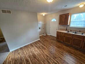 114 Herring Hts, Unit Unit B in Lancaster, KY - Building Photo - Building Photo