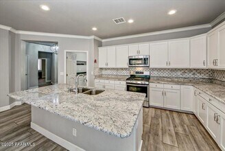 1022 Cloud Cliff Pass in Prescott Valley, AZ - Building Photo - Building Photo