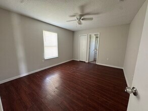 3272 Littlefield St in Deltona, FL - Building Photo - Building Photo