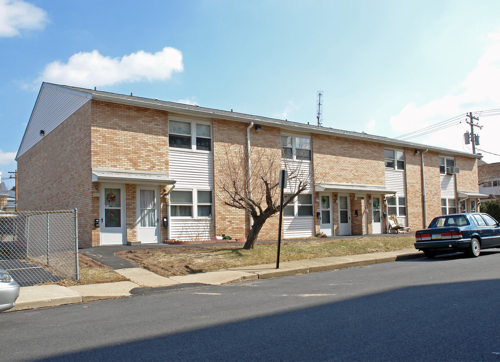 Apartments in Olyphant, PA - Building Photo