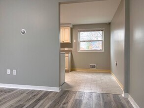 424 Springville Ave in Eggertsville, NY - Building Photo - Building Photo