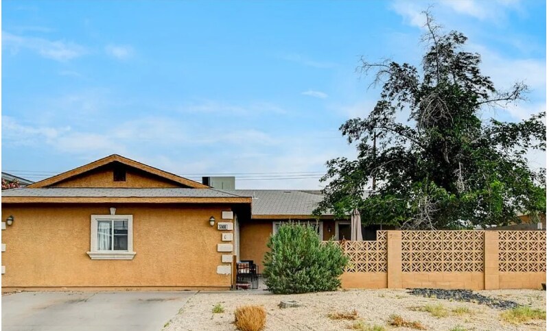 5900 Fawn Ave in Las Vegas, NV - Building Photo