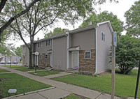 Lexington Court in Janesville, WI - Foto de edificio - Building Photo