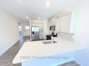 134 Shorthorn Rd in Fletcher, NC - Building Photo - Building Photo