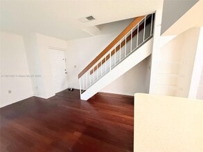 17485 NW 67th Ct in Hialeah, FL - Building Photo - Building Photo