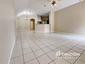 478 Oak Chase Dr in Conroe, TX - Building Photo - Building Photo