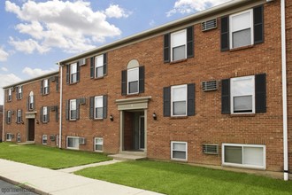 Williamsburg of Lebanon Apartments in Lebanon, OH - Building Photo - Building Photo