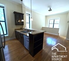 851 N La Salle Dr, Unit 1S in Chicago, IL - Building Photo