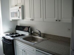 850 Amsterdam Ave, Unit 15B in New York, NY - Building Photo - Building Photo