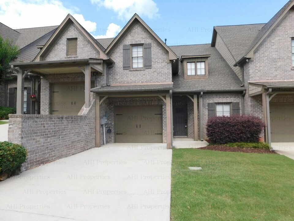 4675 Cotswold Ln in Birmingham, AL - Building Photo