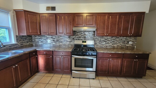 6542 N Hoyne Ave in Chicago, IL - Building Photo - Building Photo
