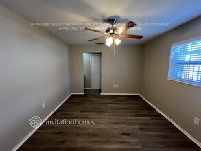 12340 NW 30th Pl in Sunrise, FL - Building Photo - Building Photo