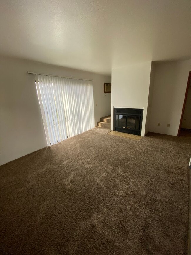 2005 NE Terre View Dr in Pullman, WA - Building Photo - Building Photo