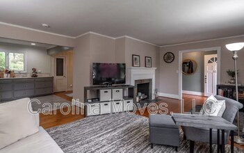 20 Sir Abbott St in Greenville, SC - Building Photo - Building Photo