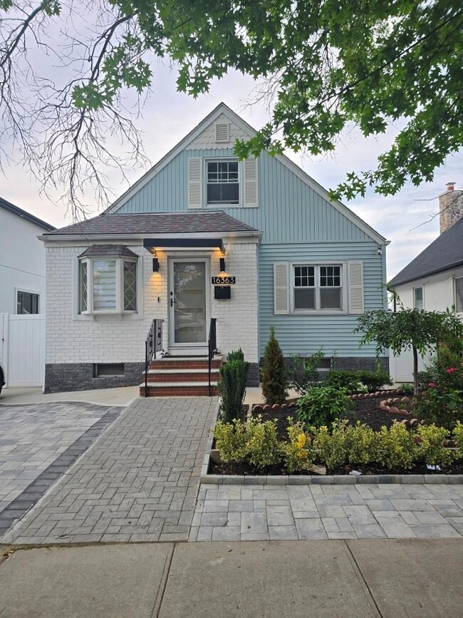 property at 163-63 20th Ave