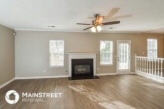 200 Teak Ln in Fairburn, GA - Foto de edificio - Building Photo