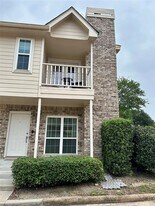 7575 Cambridge St in Houston, TX - Building Photo