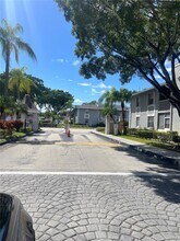 438 NE 210th Cir Terrace in Miami, FL - Building Photo - Building Photo