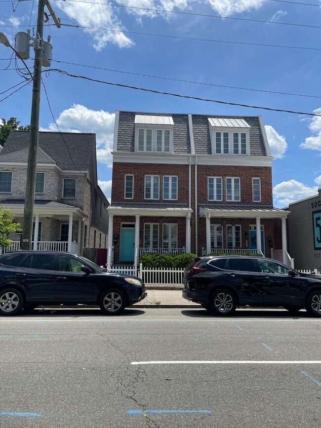 property at 2617 W Main St