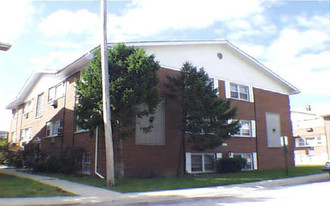 10121 Hartford Ct Apartments