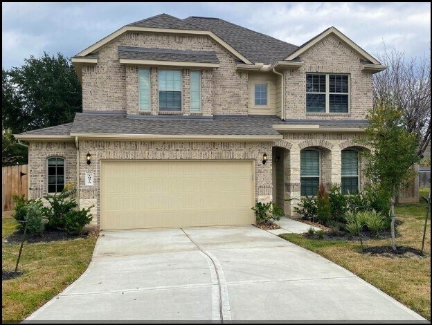 10918 Hillside Dr in Montgomery, TX - Building Photo