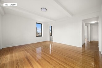 200 W 16th St in New York, NY - Building Photo - Building Photo