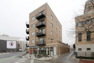 544 N Milwaukee Ave in Chicago, IL - Building Photo - Building Photo