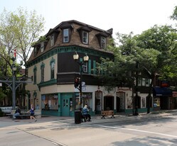 249-255 King St W in Hamilton, ON - Building Photo